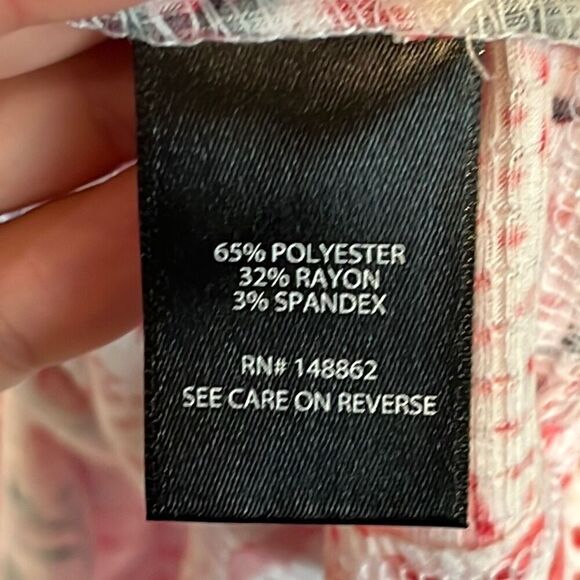 NWT Torrid Knit Macrame High Neck Tank M/L - Picture 7 of 7